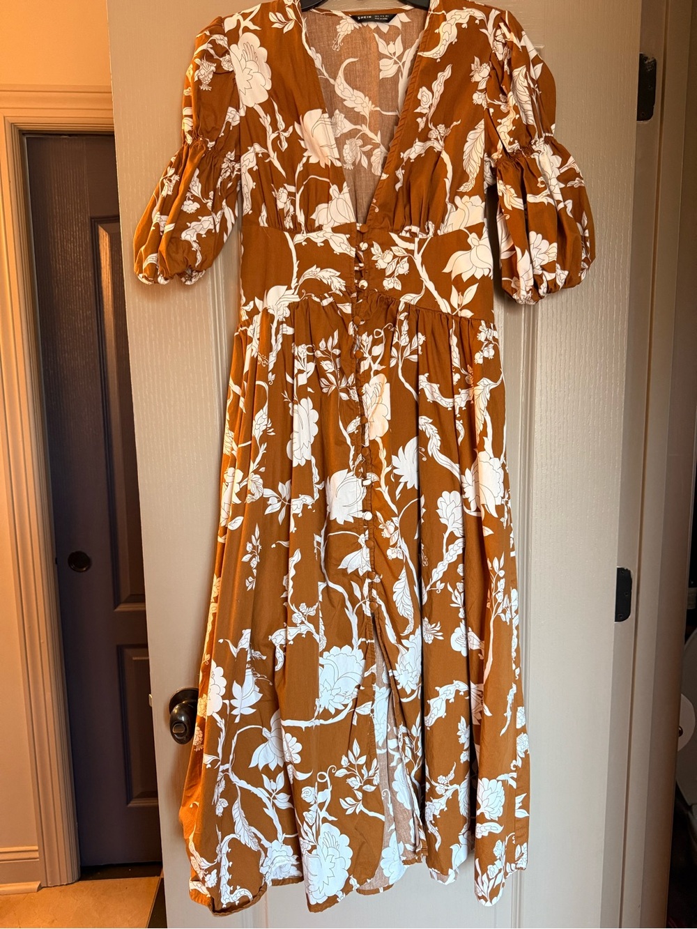 SHEIN Rust Floral Midi Dress with Puff Sleeves